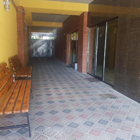 Hotel Lu-Ma Тбілісі Екстер'єр фото